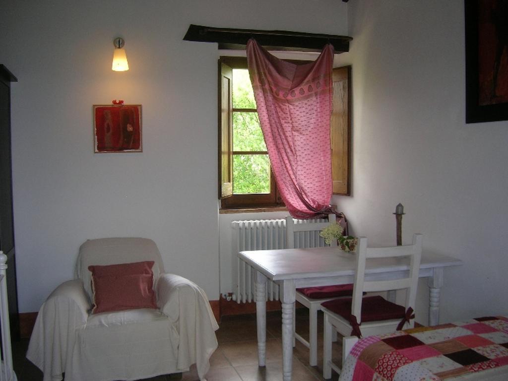 Agriturismo Caresto Villa Carbonesca Luaran gambar